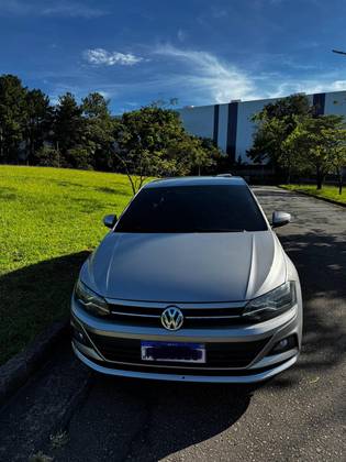 VOLKSWAGEN VIRTUS 1.0 200 TSI HIGHLINE AUTOMÁTICO